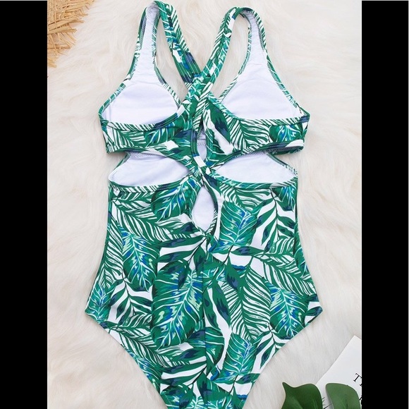 Cupshe Green & Blue Palm Print One-Piece Swimsuit - Picture 4 of 4